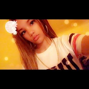 Meet your Posher, Leah